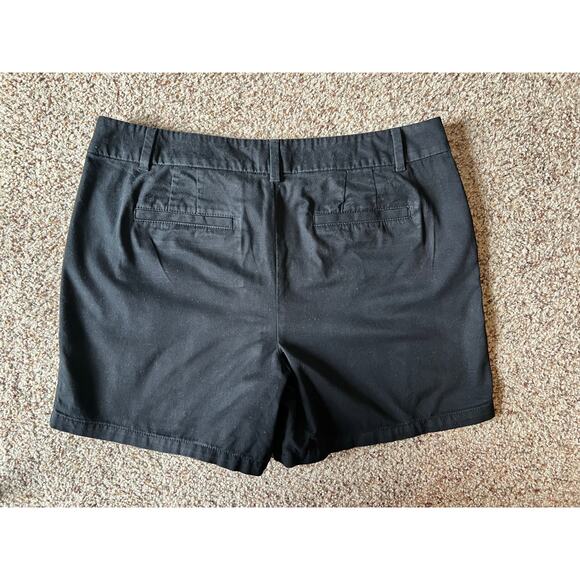 LOFT Monroe Black Chino Shorts, Size 14, 6" Inseam, Cotton Twill - Picture 6 of 10
